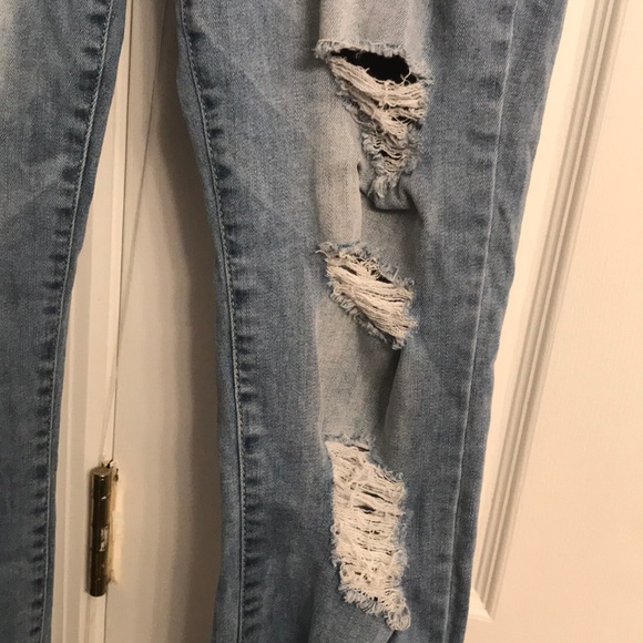Size 4 Light Wash Distressed Boyfriend Jeans - Picture 2 of 5